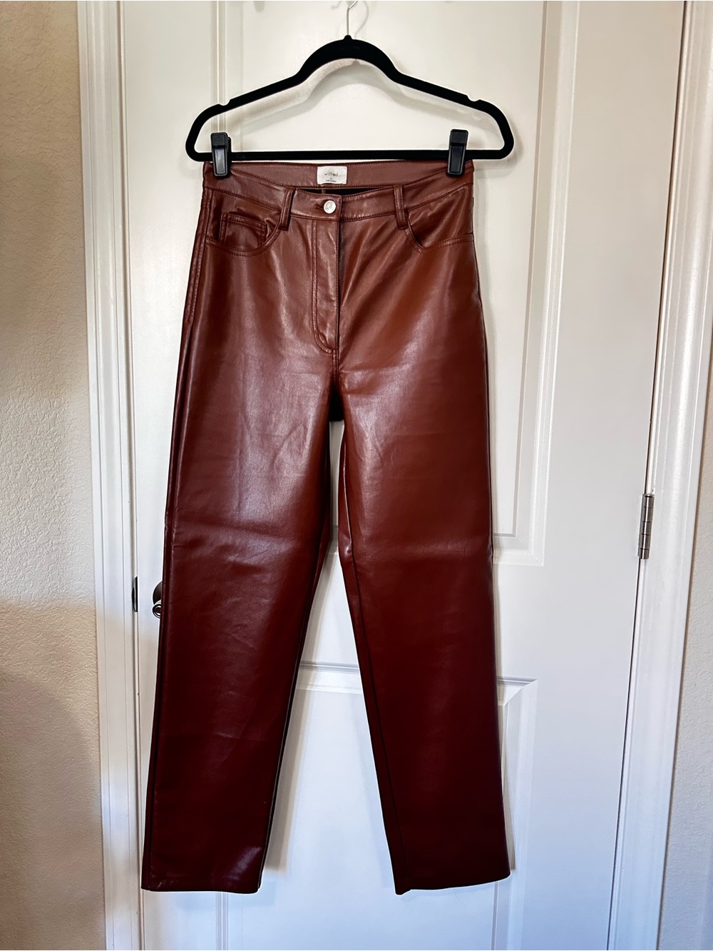 Aritzia Wilfred Straight-Leg Faux Leather Jeans in Deep Brown size 6